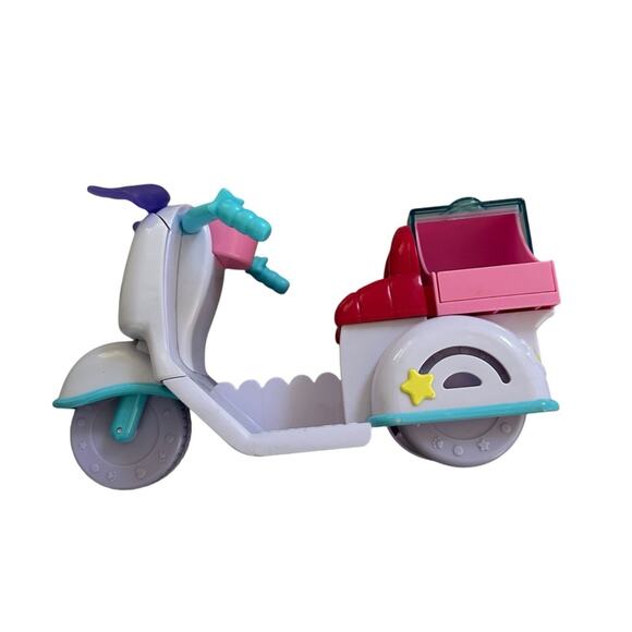 Kindi Kids Fun Delivery Scooter Toy 10" Vehicle Dog WITH Marsha Mello Doll - Picture 4 of 11